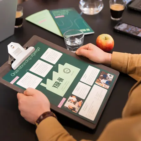 Administratief Financieel Medewerker 7